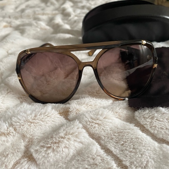Michael Kors Womens Sunglasses - Picture 4 of 5